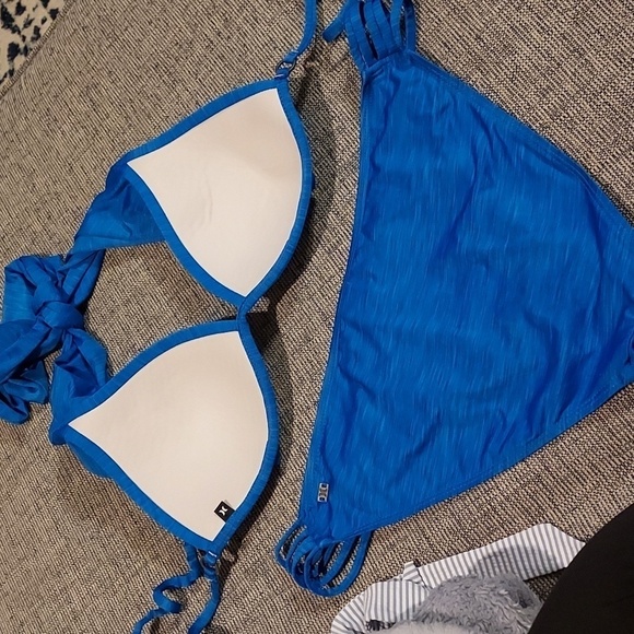 Hurley 2pc Bottom L Top M - Picture 6 of 7